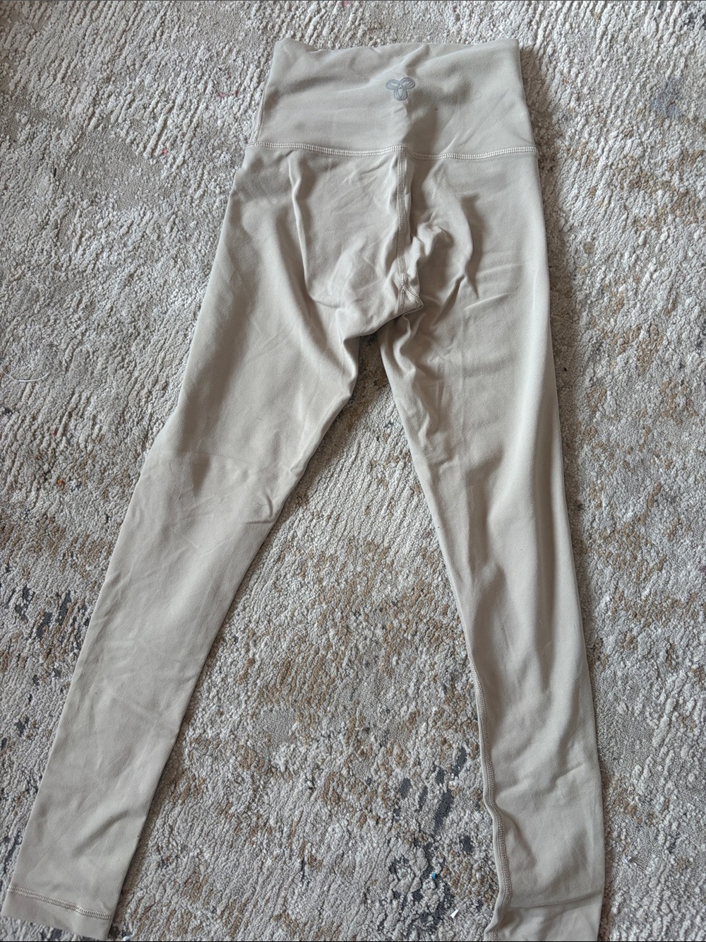 TNA aritzia beige leggings